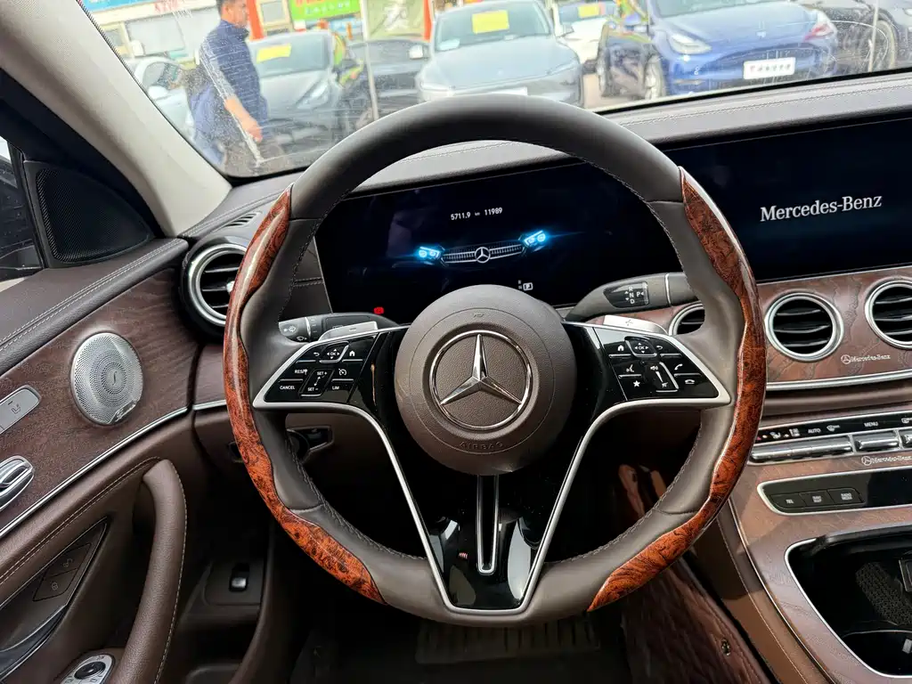 Mercedes-Benz Mercedes-Benz E-Class 2023 E 300 L Luxury Model 2023 - thumbnail 8
