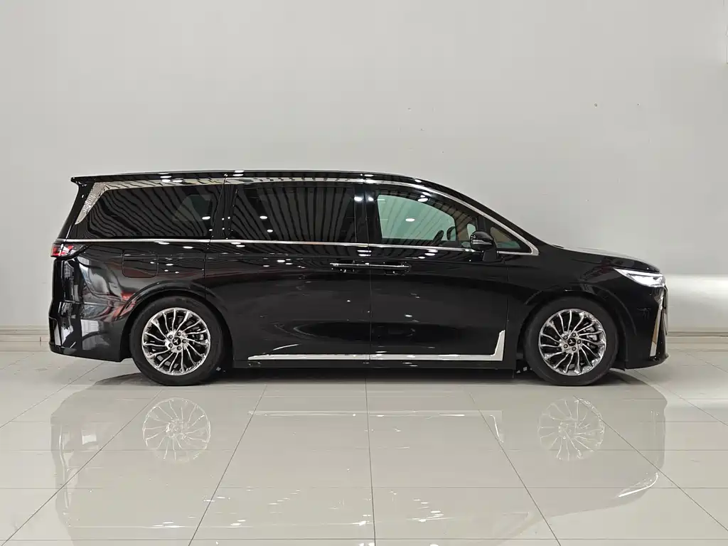 Lantu Automobile Lantu Dreamer 2024 PHEV Ultra-Long Range Flagship Edition 2024 - thumbnail 4