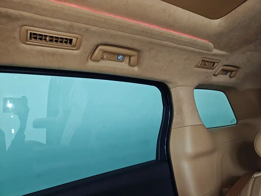 Lantu Automobile Lantu Dreamer 2024 PHEV Ultra-Long Range Flagship Edition 2024 - thumbnail 11