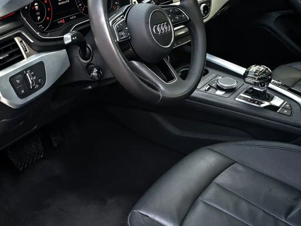 Audi Audi A4L 2019 40 TFSI Fashion Edition China V 2019 - thumbnail 4