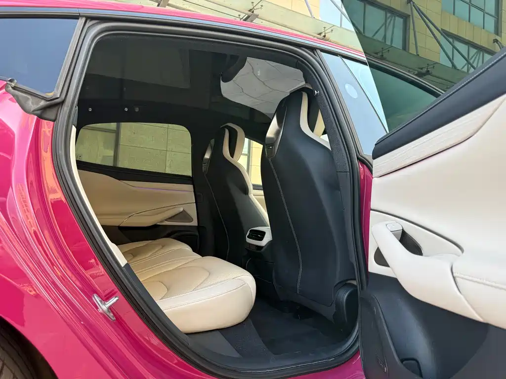 Xiaomi Auto Xiaomi SU7 2024 RWD Ultra-Long Range High-End Intelligent Driving Pro Edition 2025 - thumbnail 19