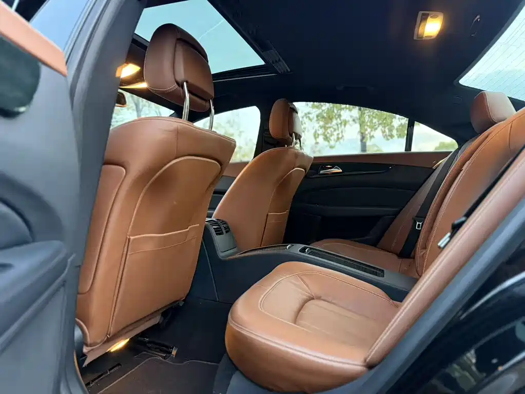 Mercedes-Benz Mercedes-Benz CLS 2015 CLS 260 2015 - thumbnail 4