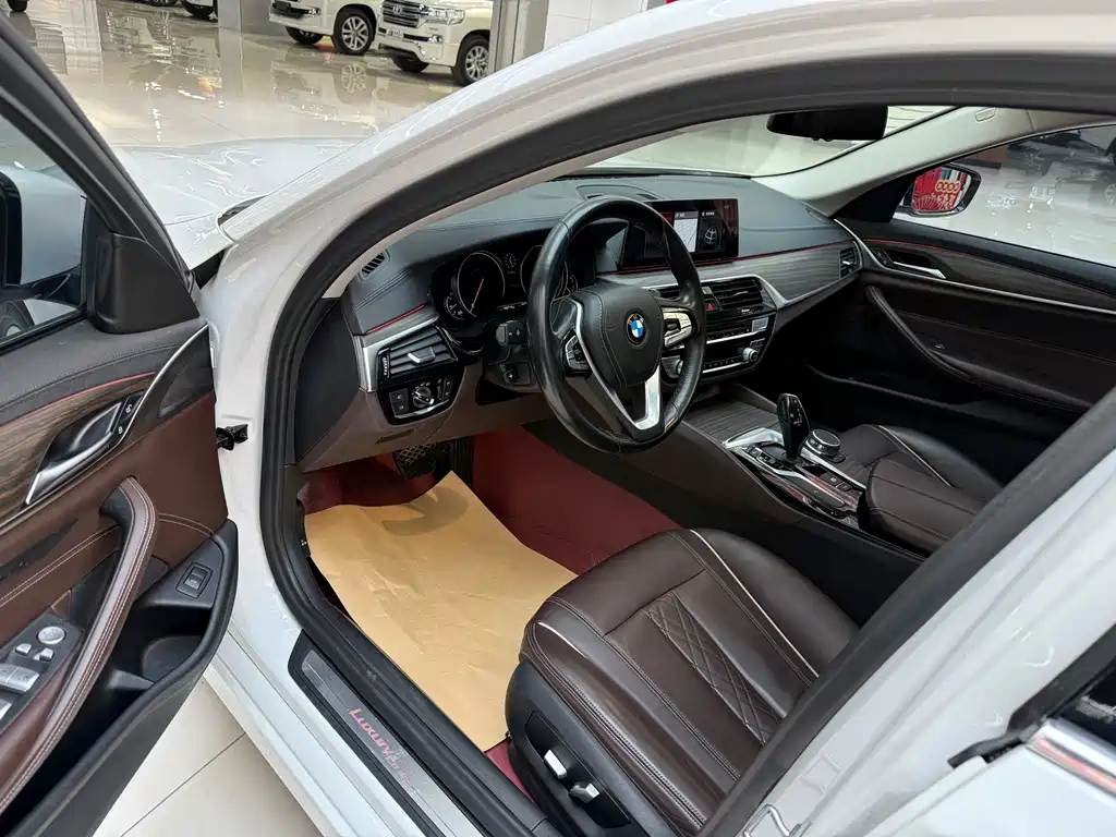 BMW BMW 5 Series 2018 Facelift 530Li xDrive Luxury Package 2018 - thumbnail 4