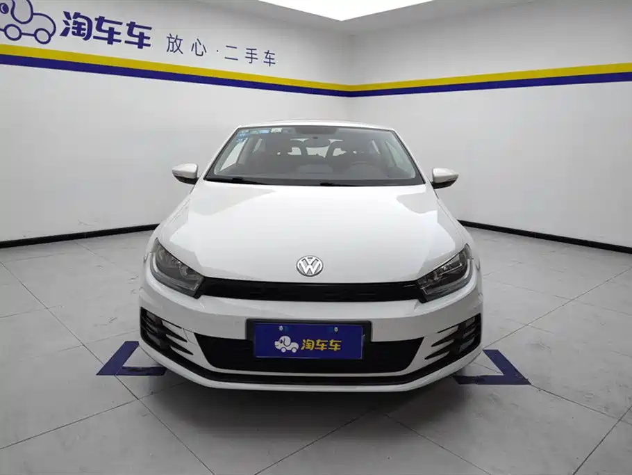 Volkswagen Scirocco 2015 1.4TSI Style Edition 2016 - thumbnail 2