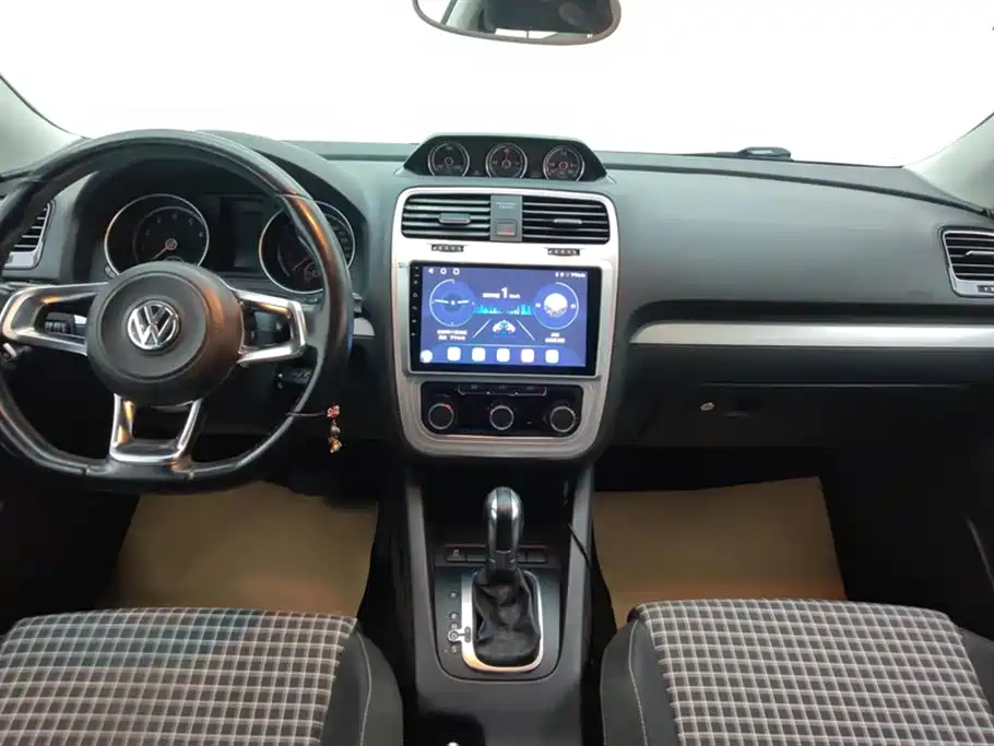 Volkswagen Scirocco 2015 1.4TSI Style Edition 2016 - thumbnail 12