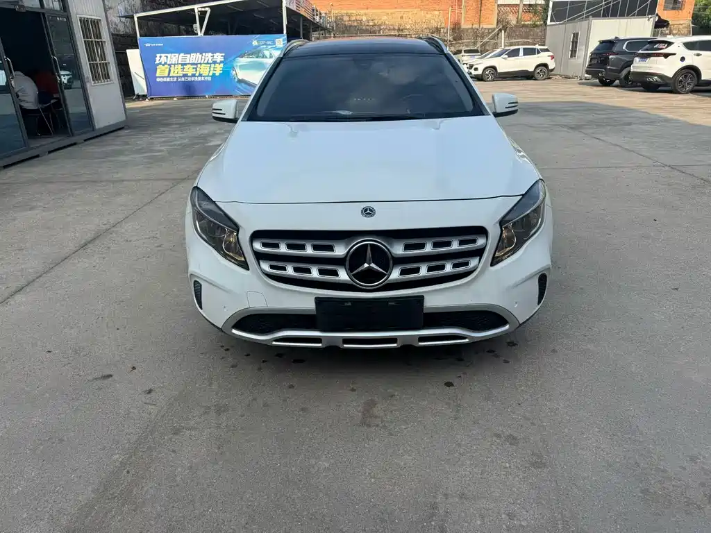 Mercedes-Benz Mercedes-Benz GLA 2018 GLA 200 Sport Edition 2019 - thumbnail 2