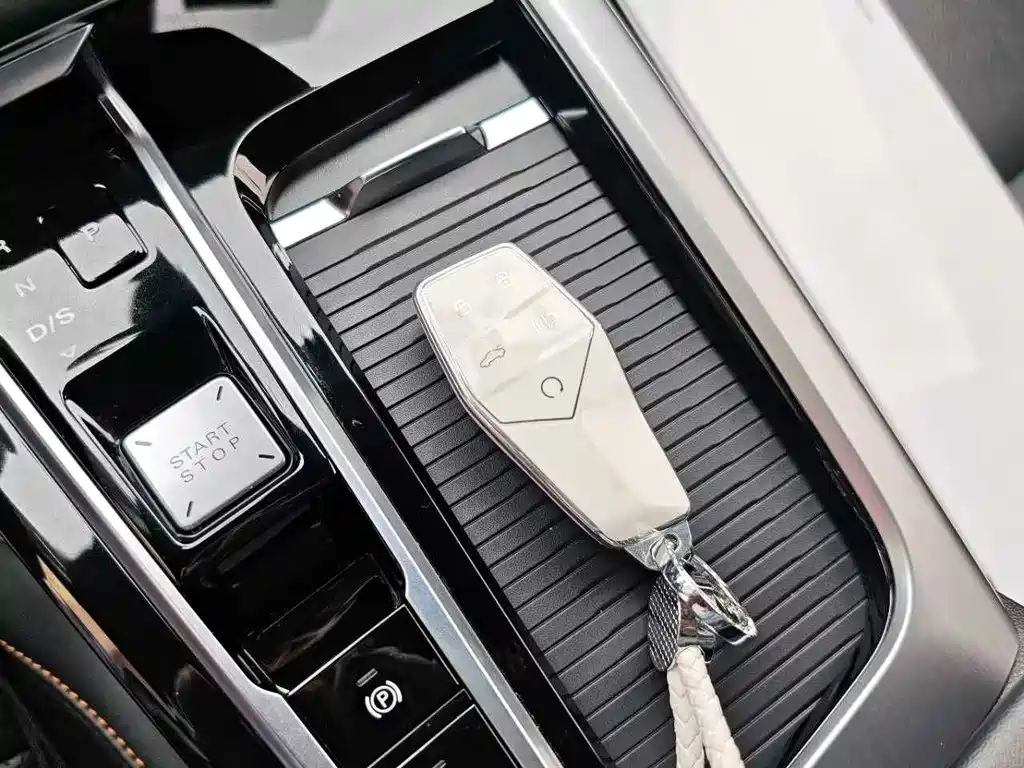 MG MG ONE 2022 α-Smart Sport Series 1.5T Standard Edition 2022 - thumbnail 25