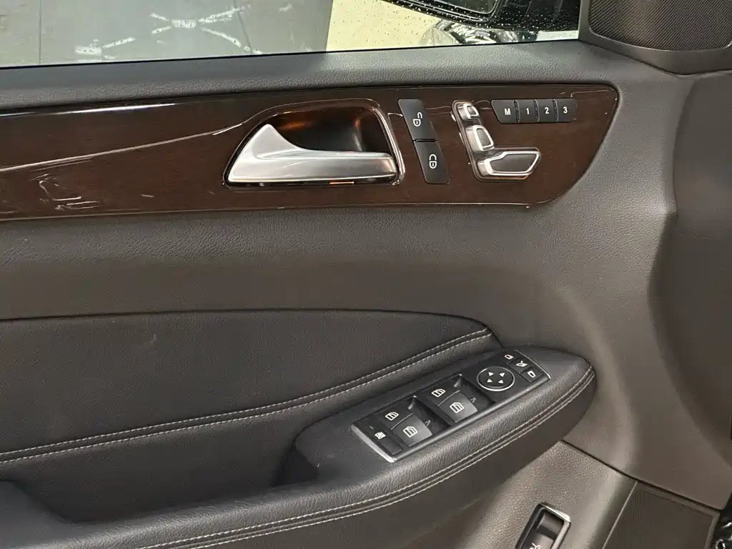 Mercedes-Benz Mercedes-Benz GLS 2018 GLS 400 4MATIC Dynamic 2018 - thumbnail 16