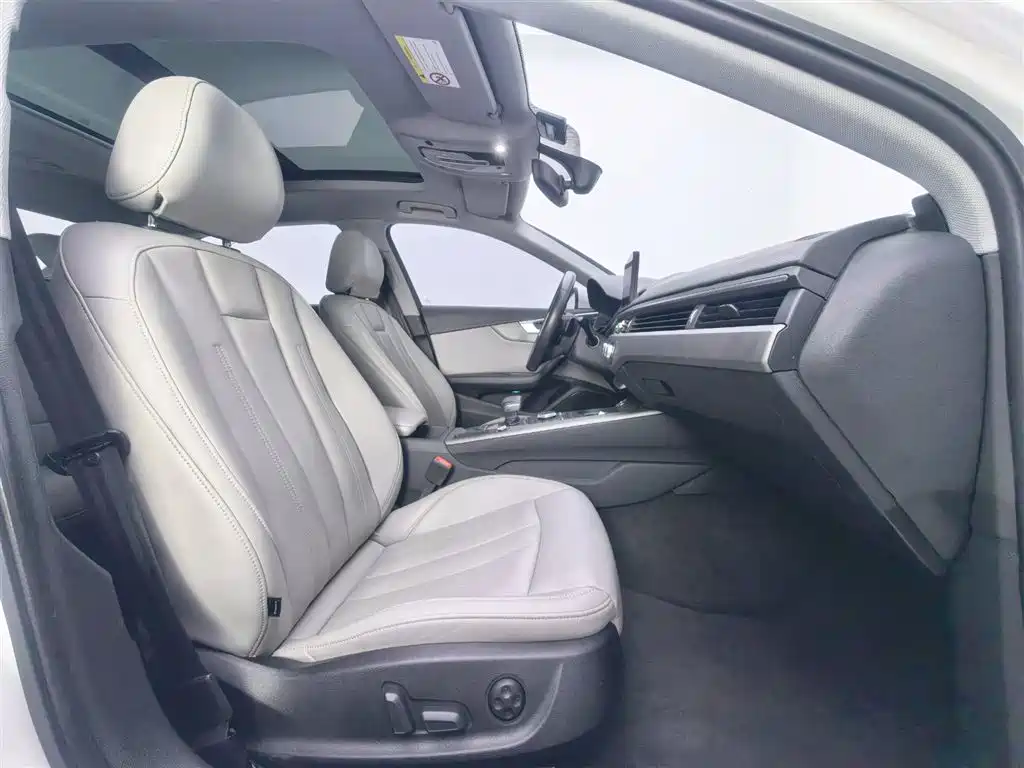 Audi Audi A4L 2019 40 TFSI Advanced Model VI 2019 - thumbnail 27