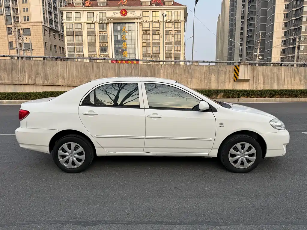 Toyota Toyota Corolla 2011 1.6L Automatic Classic Edition 2010 - thumbnail 4