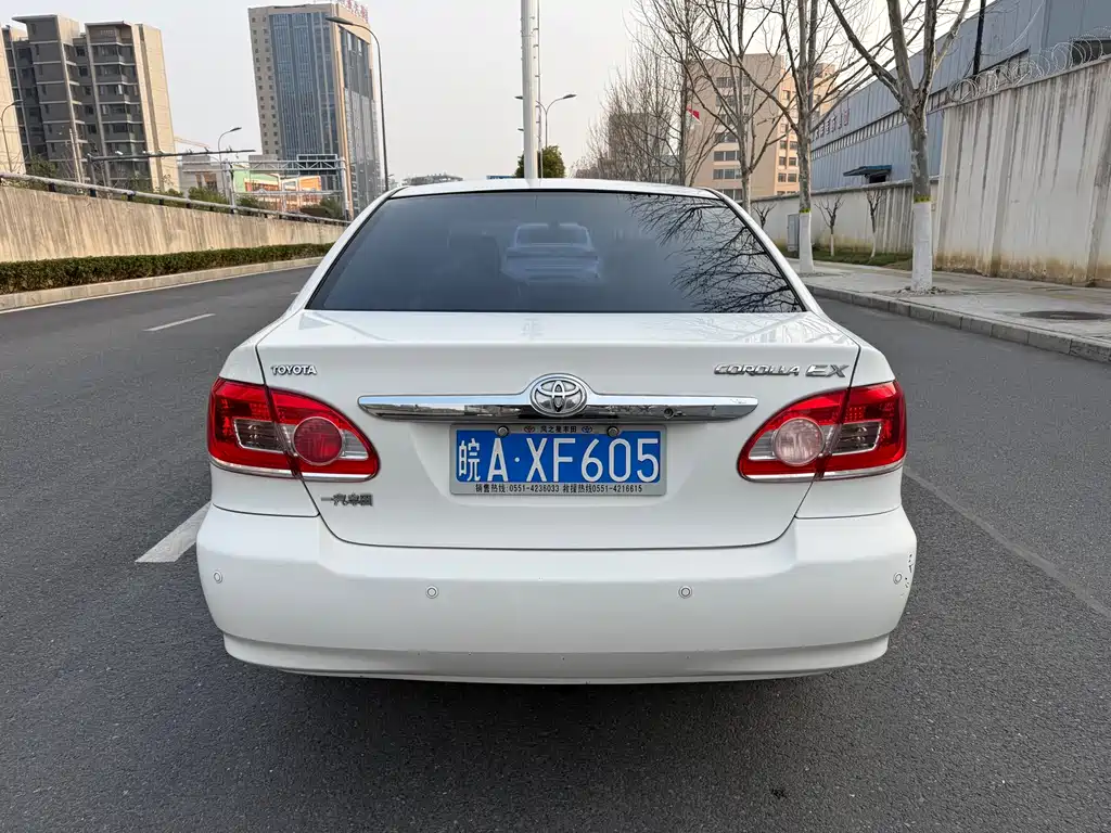 Toyota Toyota Corolla 2011 1.6L Automatic Classic Edition 2010 - thumbnail 6