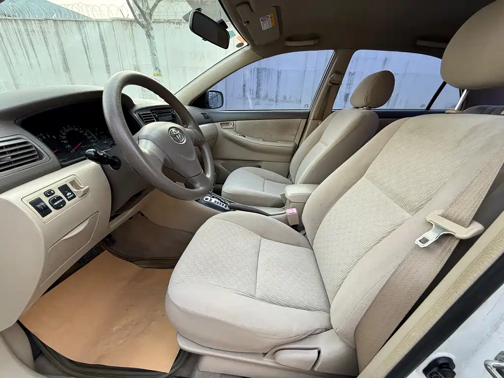 Toyota Toyota Corolla 2011 1.6L Automatic Classic Edition 2010 - thumbnail 9