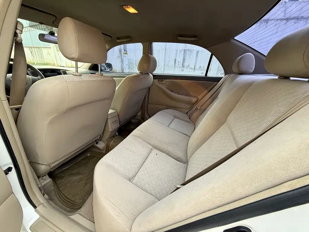 Toyota Toyota Corolla 2011 1.6L Automatic Classic Edition 2010 - thumbnail 10