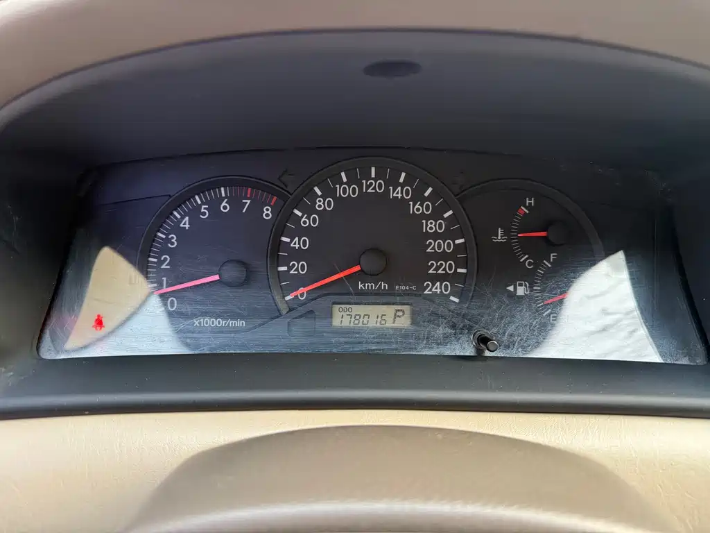 Toyota Toyota Corolla 2011 1.6L Automatic Classic Edition 2010 - thumbnail 12