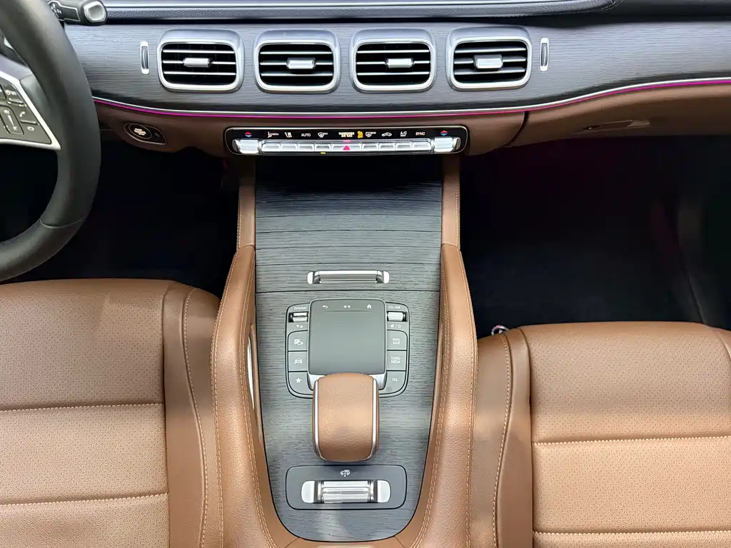 Mercedes-Benz Mercedes-Benz GLE 2024 GLE 450 4MATIC Luxury Model 2024 - thumbnail 16