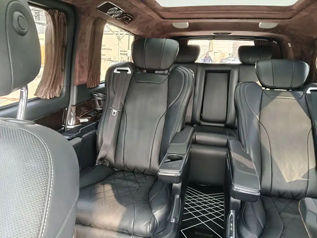 Mercedes-Benz Mercedes-Benz V-Class 2018 V 260 L Exclusive Long Wheelbase Edition Euro V 2019 - thumbnail 10