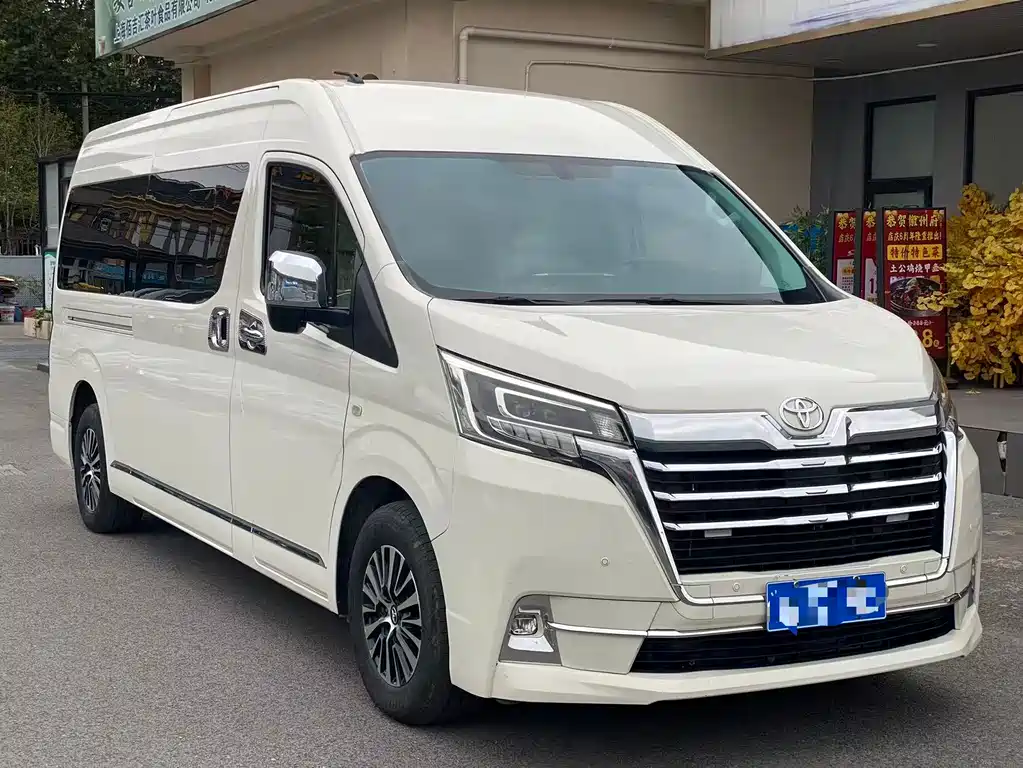 Toyota Toyota Hiace 2021 3.5L Automatic 2022