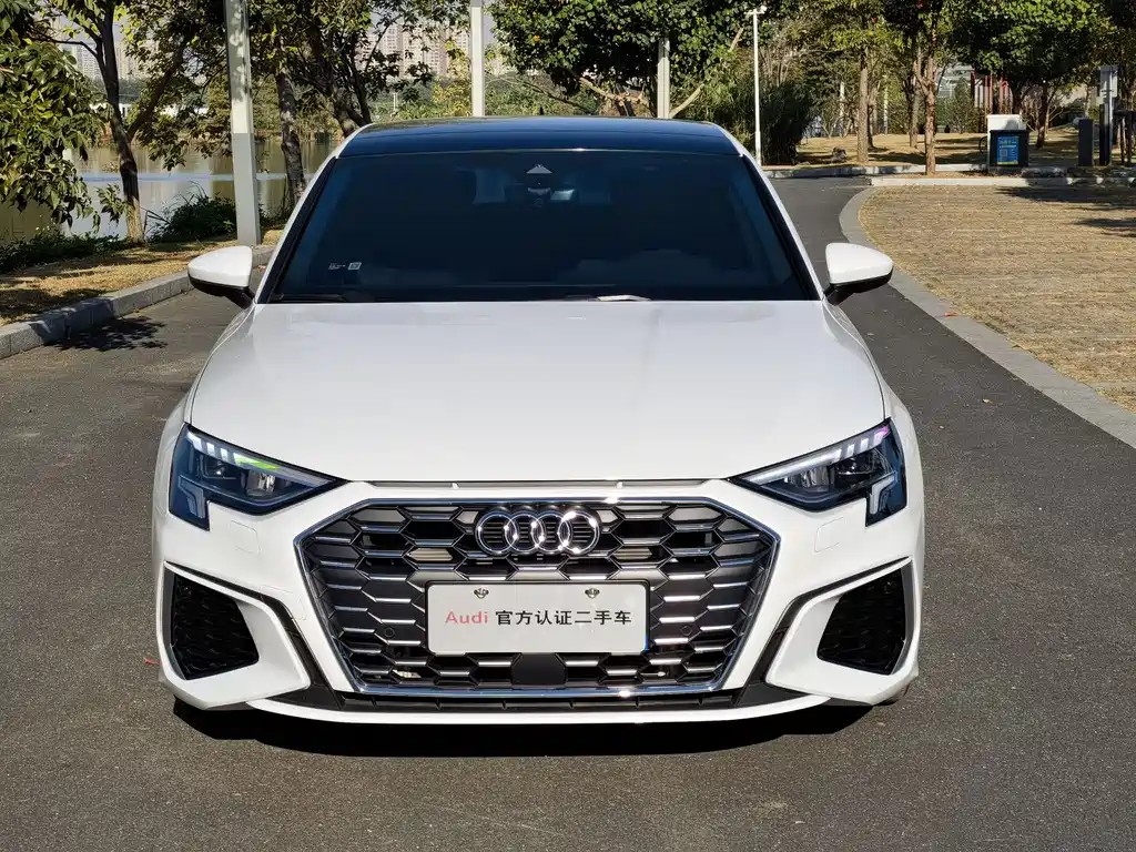Audi Audi A3 2024 Sportback 35 TFSI Luxury Sport Model 2024 - thumbnail 17