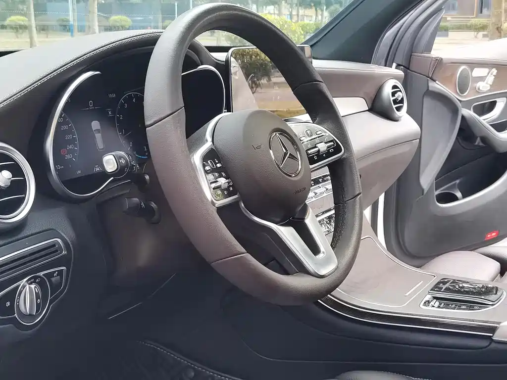 Mercedes-Benz Mercedes-Benz GLC 2022 Facelift GLC 300 L 4MATIC Luxury 2022 - thumbnail 5
