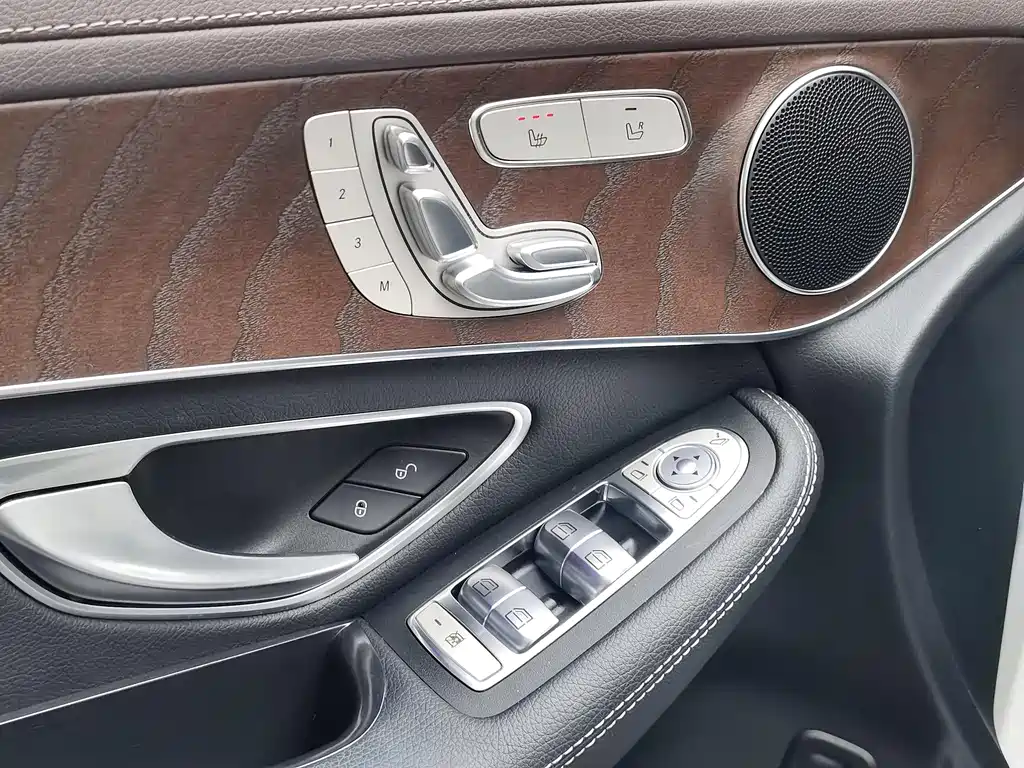 Mercedes-Benz Mercedes-Benz GLC 2022 Facelift GLC 300 L 4MATIC Luxury 2022 - thumbnail 10