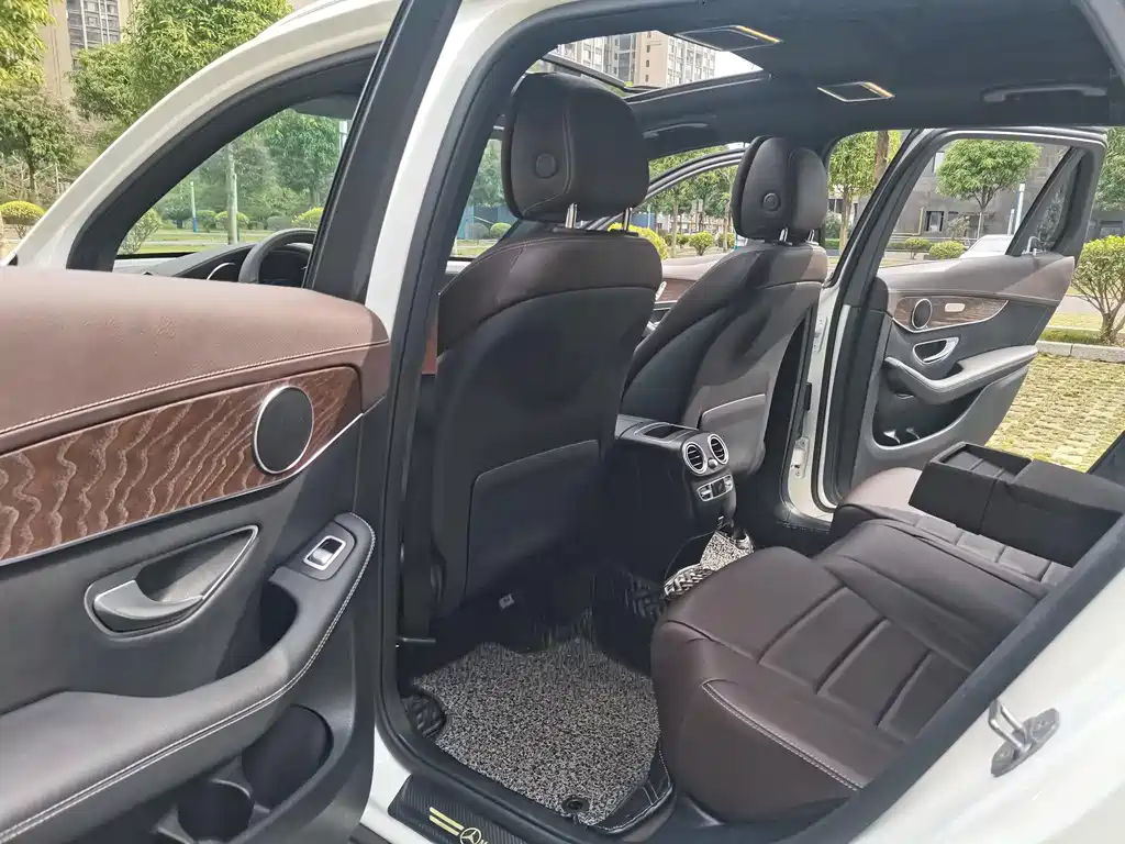 Mercedes-Benz Mercedes-Benz GLC 2022 Facelift GLC 300 L 4MATIC Luxury 2022 - thumbnail 14