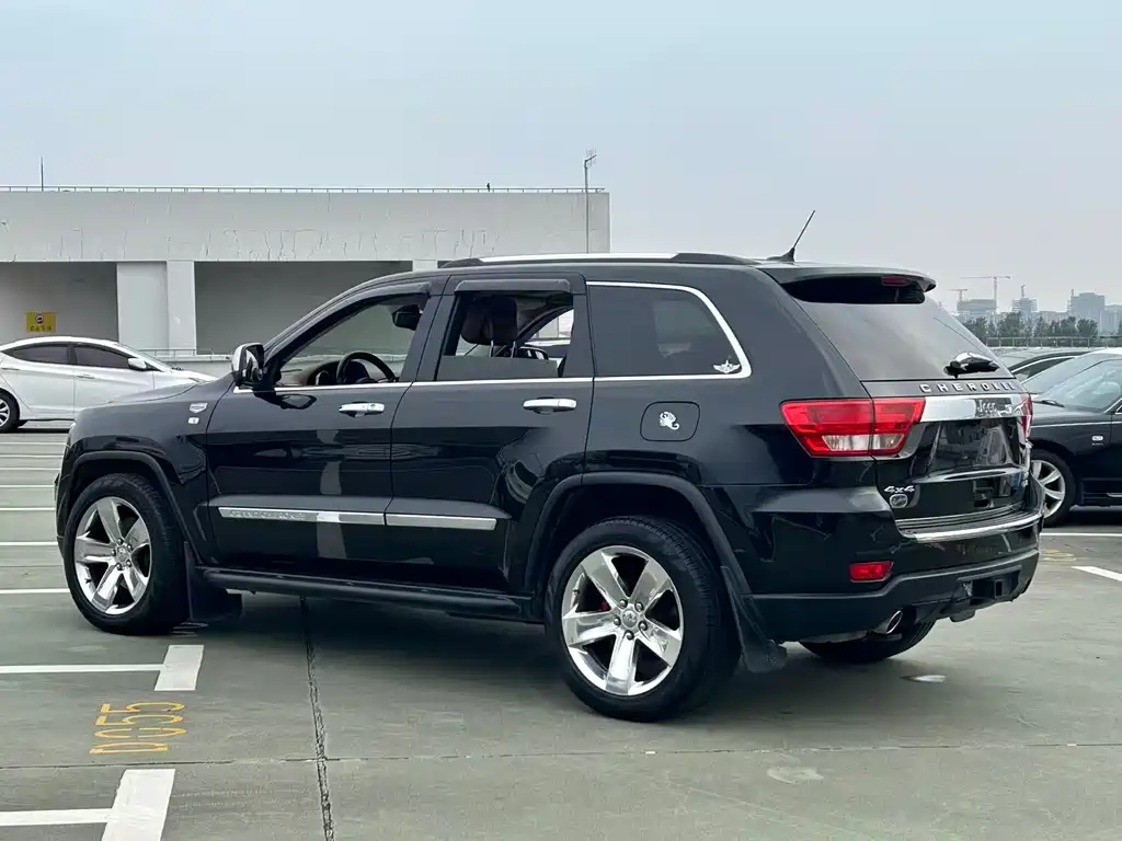 Jeep Jeep Grand Cherokee Limited Navigation 2012 5.7L 2012 - thumbnail 5