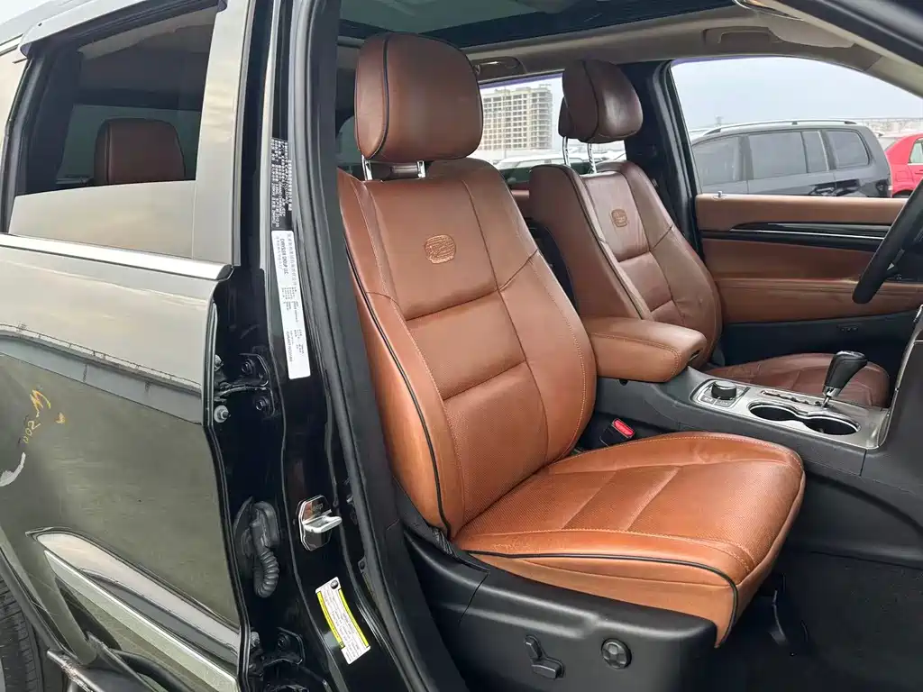 Jeep Jeep Grand Cherokee Limited Navigation 2012 5.7L 2012 - thumbnail 8