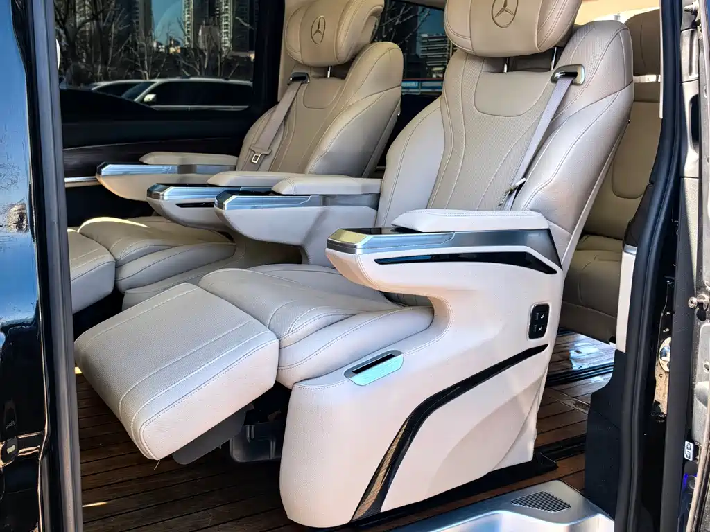 Mercedes-Benz Mercedes-Benz V-Class 2020 V 260 L Edition 2020 - thumbnail 3