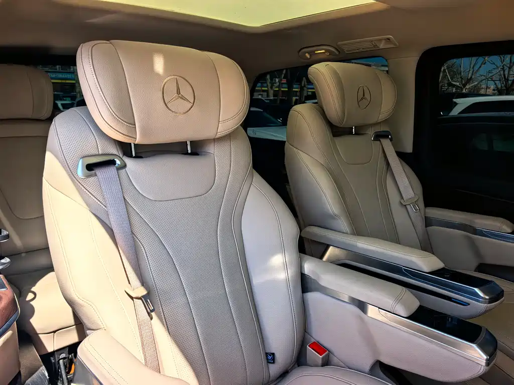 Mercedes-Benz Mercedes-Benz V-Class 2020 V 260 L Edition 2020 - thumbnail 9
