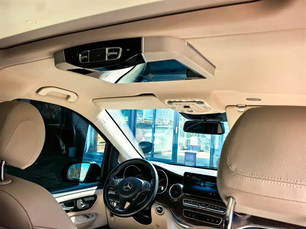 Mercedes-Benz Mercedes-Benz V-Class 2020 V 260 L Edition 2020 - thumbnail 10