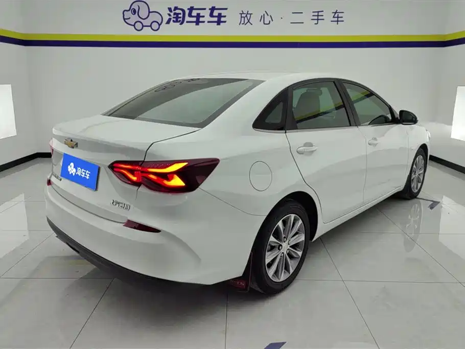 Chevrolet Chevrolet Cruze 2022 320 Automatic Enjoyment Sunroof Edition 2022 - thumbnail 3