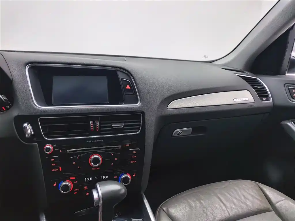 Audi Audi Q5 2015 40 TFSI Technology Edition 2015 - thumbnail 27