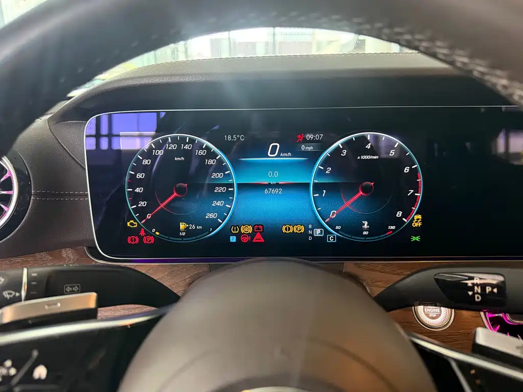 Mercedes-Benz Mercedes-Benz E-Class 2022 E 300 L Luxury 2022 - thumbnail 3
