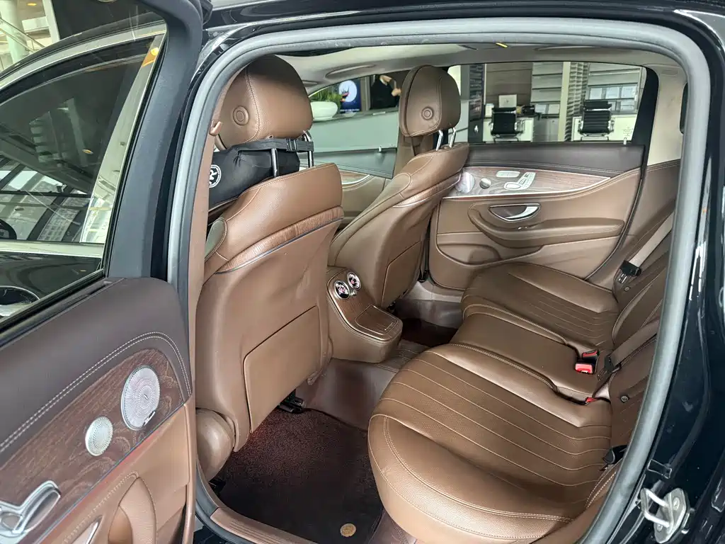 Mercedes-Benz Mercedes-Benz E-Class 2022 E 300 L Luxury 2022 - thumbnail 5