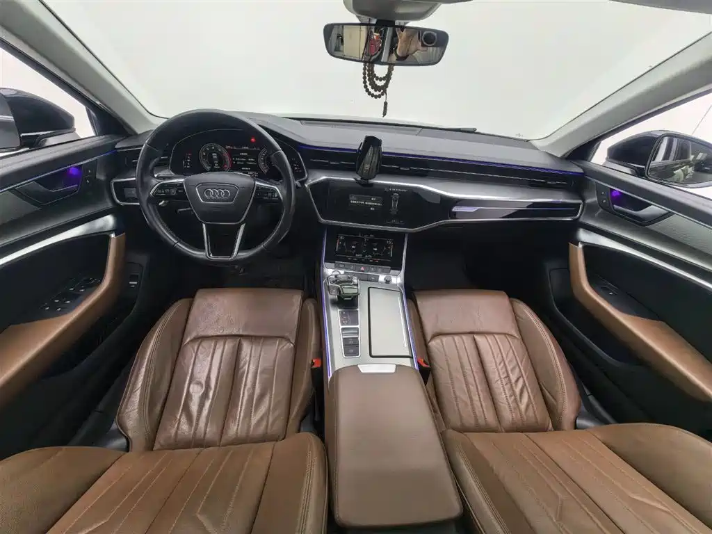 Audi Audi A6L 2019 40 TFSI Luxury Elegant Model 2019 - thumbnail 7