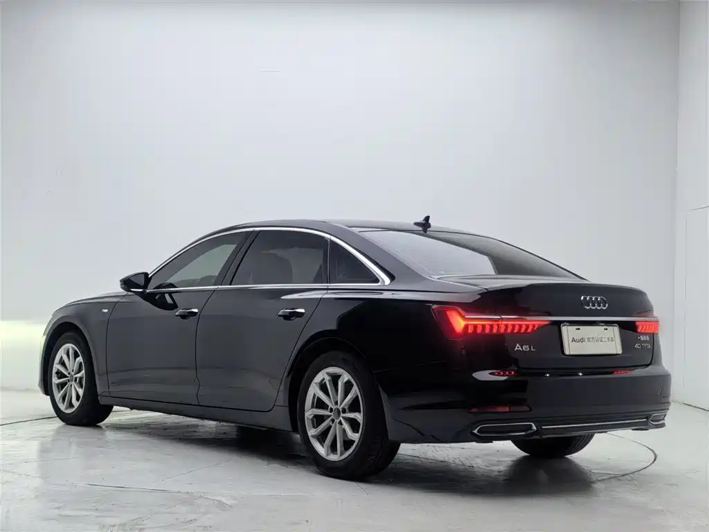 Audi Audi A6L 2019 40 TFSI Luxury Elegant Model 2019 - thumbnail 12