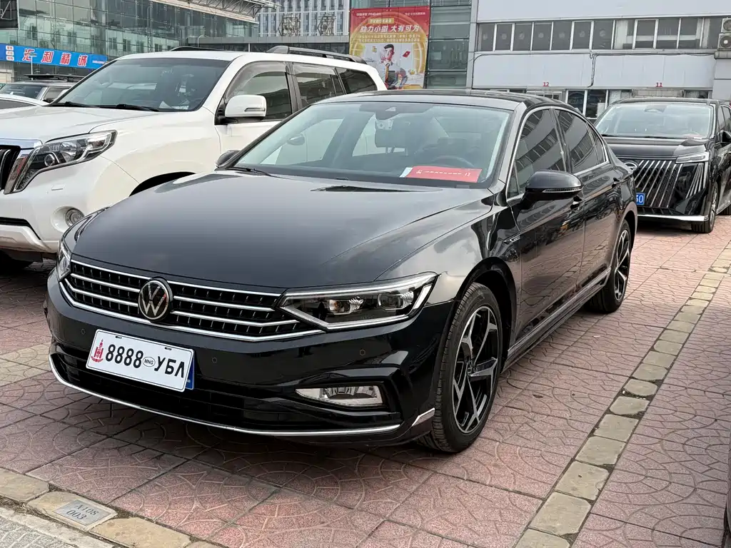 Volkswagen Magotan 2024 2 Million Celebration Edition 330TSI DSG Luxury Model 2024