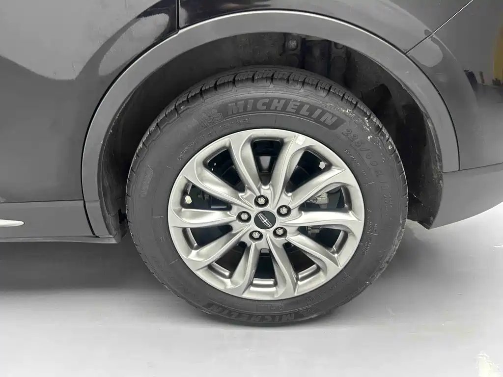 Lincoln Lynx 2021 2.0T Front-Wheel Drive Premium Edition 2021 - thumbnail 14