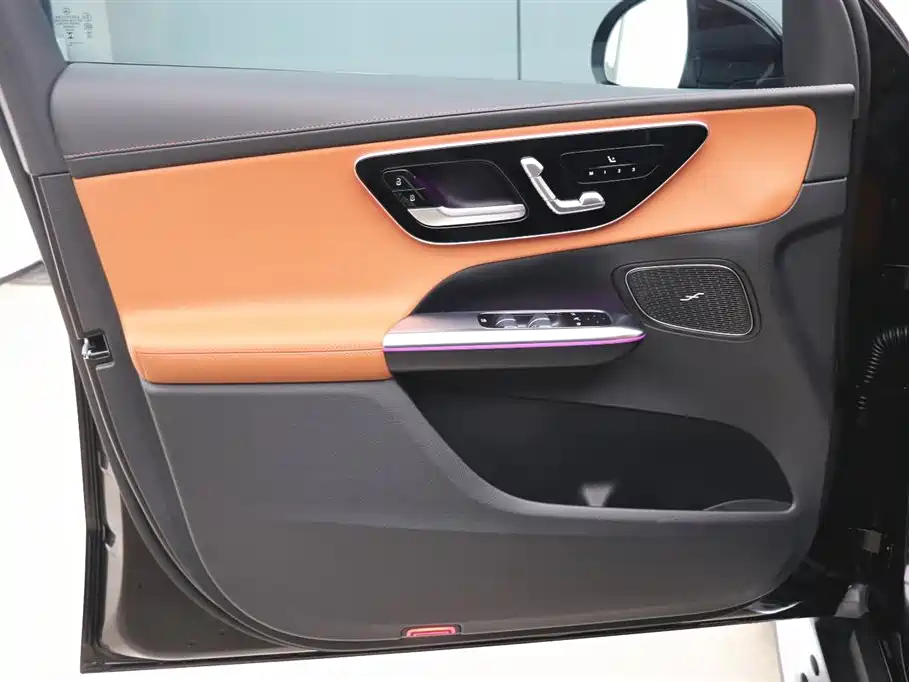 Mercedes-Benz Mercedes-Benz GLC 2025 Facelift GLC 300 L 4MATIC Sport 5-Seat 2025 - thumbnail 10