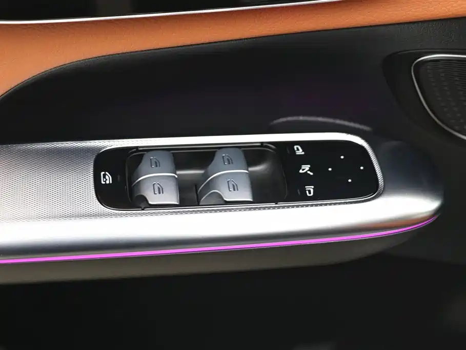 Mercedes-Benz Mercedes-Benz GLC 2025 Facelift GLC 300 L 4MATIC Sport 5-Seat 2025 - thumbnail 11