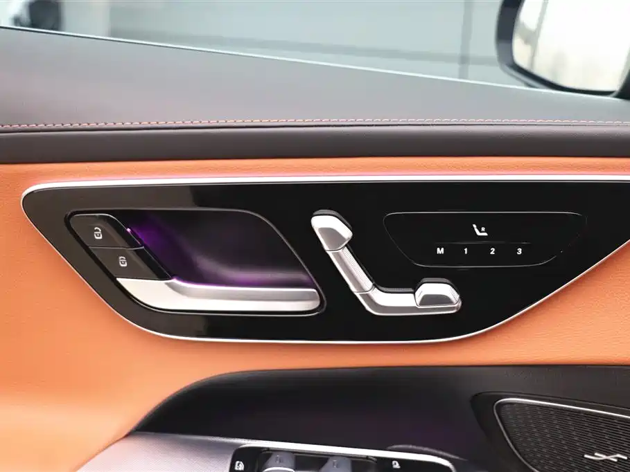 Mercedes-Benz Mercedes-Benz GLC 2025 Facelift GLC 300 L 4MATIC Sport 5-Seat 2025 - thumbnail 12