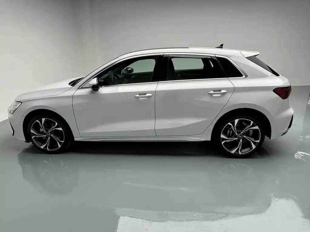Audi Audi A3 2025 Sportback 35 TFSI Premium Plus 2025 - thumbnail 11