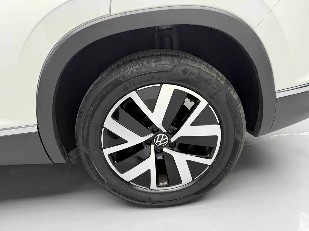 Volkswagen Tayron 2024 Model 330TSI Front-Wheel Drive Luxury Plus Advanced Edition 2024 - thumbnail 22
