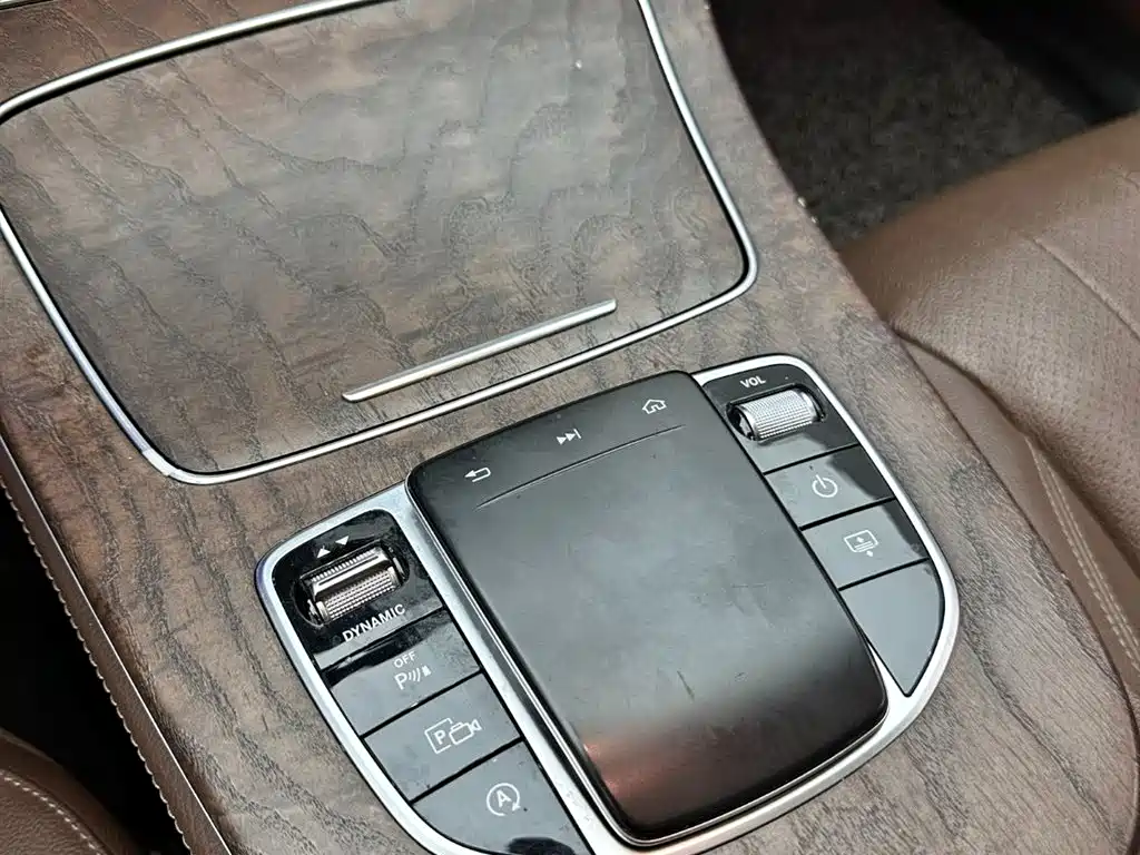 Mercedes-Benz Mercedes-Benz E-Class 2019 Facelift E 300 L Luxury 2019 - thumbnail 16