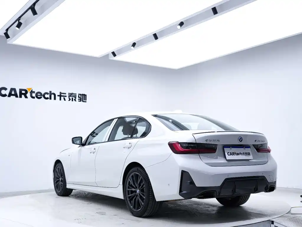 BMW BMW 3 Series 2024 330Li M Sport Shadow Night Package 2023 - thumbnail 11