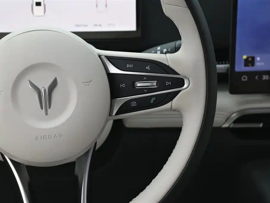 Lantu Automobile Lantu Dreamer 2025 PHEV AWD Premium Kunpeng Edition 2025 - thumbnail 18