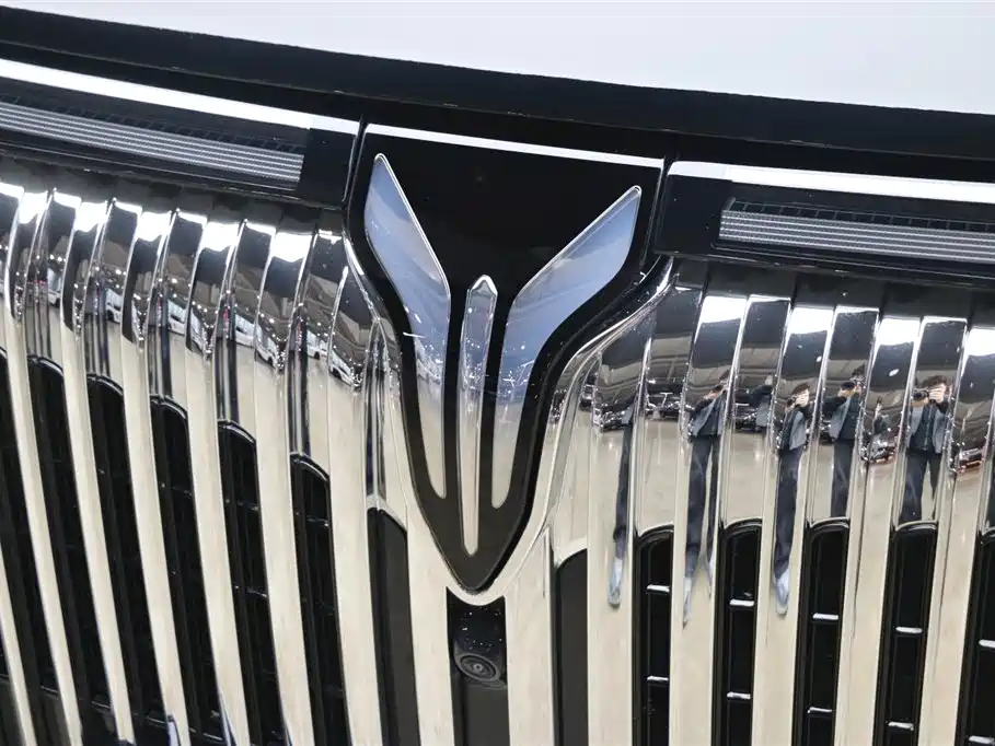 Lantu Automobile Lantu Dreamer 2025 PHEV AWD Premium Kunpeng Edition 2025 - thumbnail 29