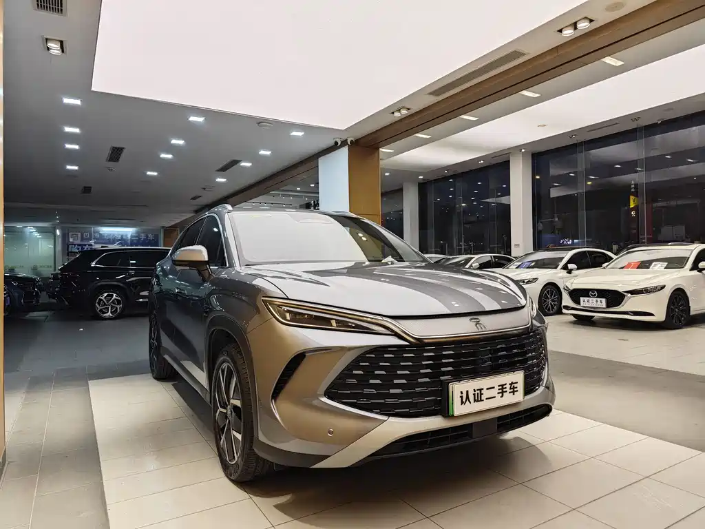 BYD BYD Song L DM-i 2025 Intelligent Driving Edition 160km Premium Model 2025 - thumbnail 4