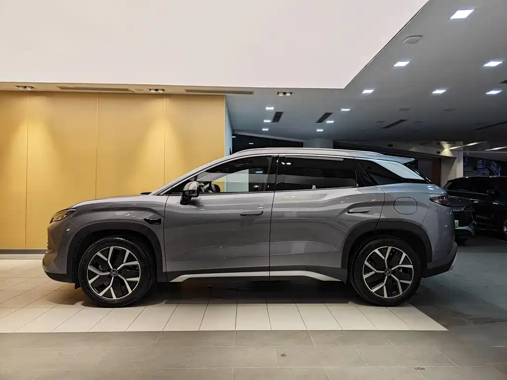 BYD BYD Song L DM-i 2025 Intelligent Driving Edition 160km Premium Model 2025 - thumbnail 6