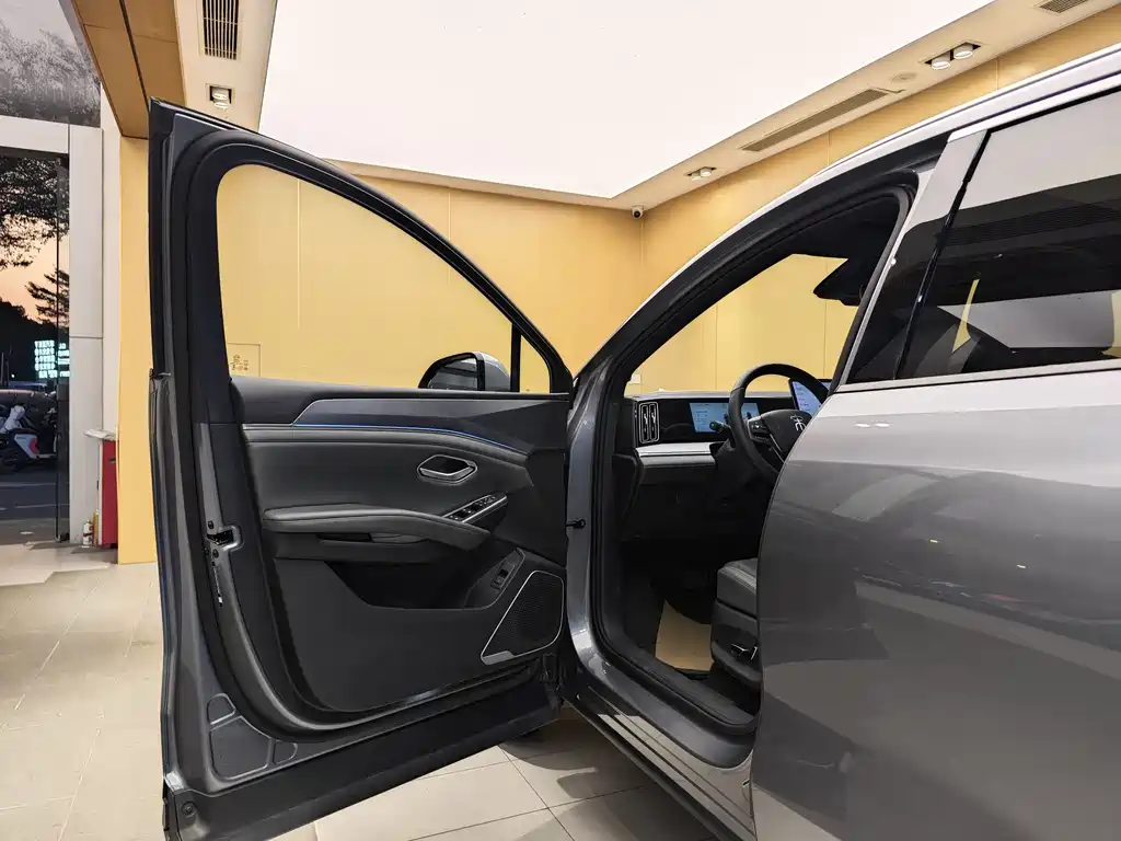 BYD BYD Song L DM-i 2025 Intelligent Driving Edition 160km Premium Model 2025 - thumbnail 7